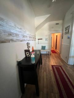 Cozy Historic Getaway - Birmingham - 7