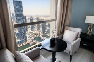 Amazing Marina View Luxury Apartment - 1