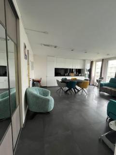 Appartement Spacieux et Luxueux - 3