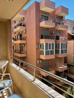 Beachfront Escape Family Apartment 401 - Durazzo - 3