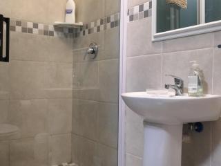 Step-by-Step Self-Catering and B&B - Bellville - 4