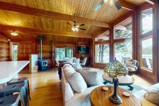 Hammersley Beach Cabin - 6