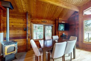 Hammersley Beach Cabin - 5