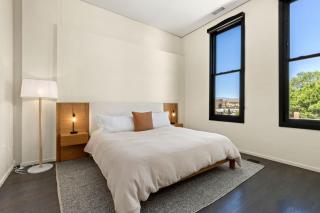 NEW! Modern Scandinavian Loft in Old Town Square - 7