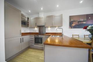 Modern 2-Bedroom, 2-Bath Apartment in Tower Bridge & London Bridge - Unbeatable Location & Transport Links - Londra - 4