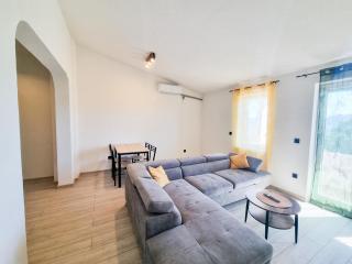 Apartmani 1 Pinezici - Pinezici - 5