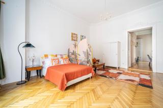 Unique Home at Chain Bridge with Danube view - Budapeste - 7