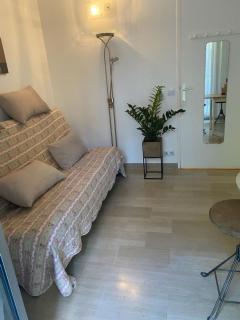 Studio Rénové en Rez de Jardin Climatisé - Cannes - 9