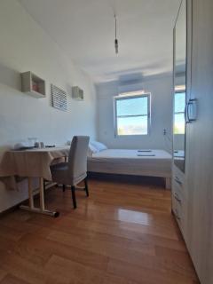 Ensuite Stay Rooms - Split - 2