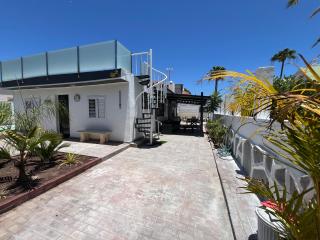 The Yumbo Pearl - Playa del Inglés - 2