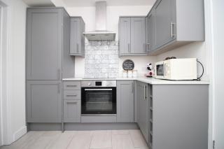 Prospect Cottage Fabulous Home In Stunning Rhondda Valley By StayStaycations - Treorky - 2