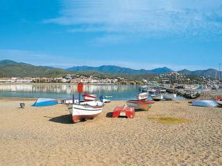 Apartment with Stunning Beach Views - Llança - 7