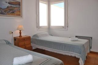 Apartment with Stunning Beach Views - Llança - 3