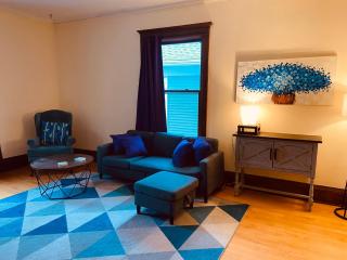 Treetop Apartment in the Heart of MPLS - Minneapolis - 8