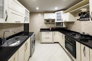 Flattering 2BDR - 5 min to Airport - Il Cairo - 6