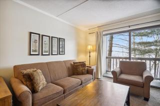 3-Bedroom Condo Ski-In, Shuttle, and Cozy Fireplace Whiffletree I3 - Killington - 7