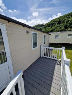 Cozy 2 Bedroom Static Caravan in Clarach Bay , Aberystwyth - 3