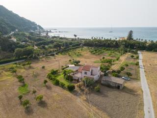 Villa Rosa, Campagna e Mare con Accesso Privato alla Spiaggia - 9