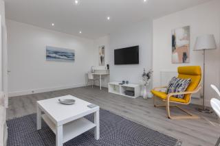 Lytham St Annes Luxury Apartment - No 2 Tides Reach - Lytham St Annes - 3