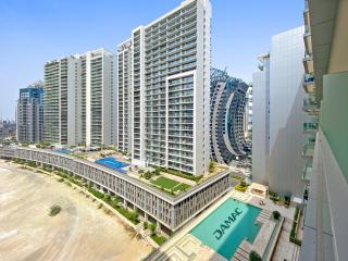 Spacious Studio in Business Bay - 3