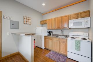 Dewdrop Condo - Spacious Studio For 2 By Beach! - Pepin - 6
