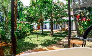Hutan Villa by EVDEkimi Ubud - Ubud - 1