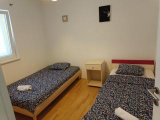 Apartman LUKIĆ - Rogoznica (Rogosnizza) - 3