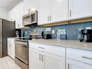 Stunning 5Bd with Pool at Storey Lake 5019 - Kissimmee - 2