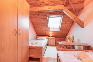 Family Friendly House Marija - Happy Rentals - Gradišča - 2
