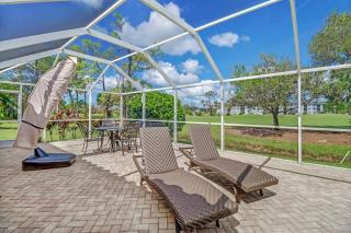 Spacious Luxury Home with Heated Pool and Hot Tub - 7