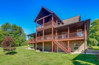 Quiet Family Cabin in Hamden Hot Tub and Game Room! - Hamden - 8