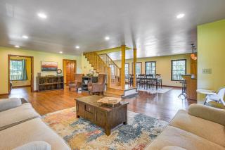 Quiet Family Cabin in Hamden Hot Tub and Game Room! - Hamden - 6