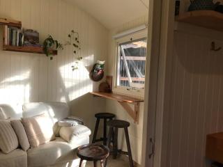 Holly Tree Hut at the little garden farm - South Bruny - 8