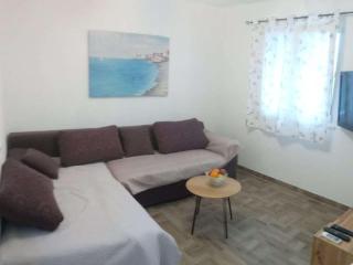 Secluded holiday house Kastel Stari, Kastela - 23384 - 4