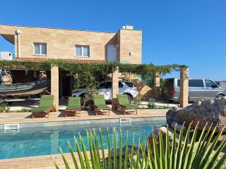Apartments with a swimming pool Bogdanovici, Sibenik - 23394 - Šibenik - 0