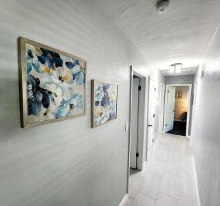 Blue Door House - Lakeland - 1