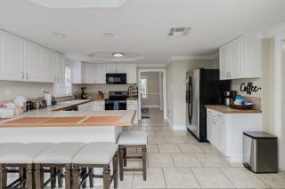 Lake Hollingsworth House of Music - 1