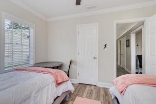 Lake Hollingsworth House of Music - Lakeland - 4