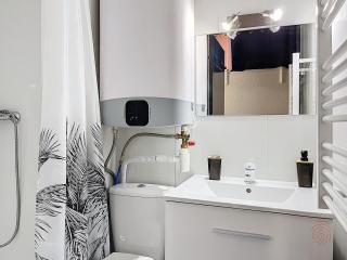 Studio lumineux proche centre-ville et thermes, balcon, parking, animaux acceptés - FR-1-451-211 - 2