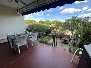 Appartement avec Piscine, Terrasse et Climatisation - 5 Couchages - Grau-du-Roi - FR-1-250-290 - Le Grau-du-Roi - 0