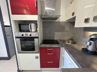 Appartement avec Piscine, Terrasse et Climatisation - 5 Couchages - Grau-du-Roi - FR-1-250-290 - 3