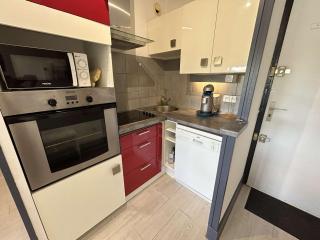 Appartement avec Piscine, Terrasse et Climatisation - 5 Couchages - Grau-du-Roi - FR-1-250-290 - Le Grau-du-Roi - 2