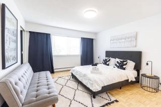 Beautiful Vancouver Special Home - 2