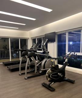 Cozy Studio Condo - 2