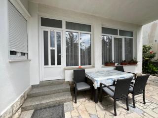 Apartaments Oma & Opa - Rab - 9