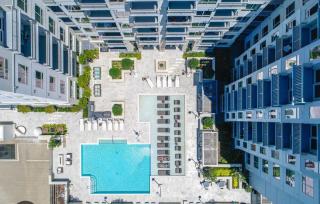 Serenity In The City 1104 - 7