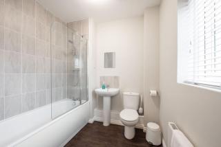 Colchester - 2 Bed Flat - Fast WiFi - Parking - Colchester - 3