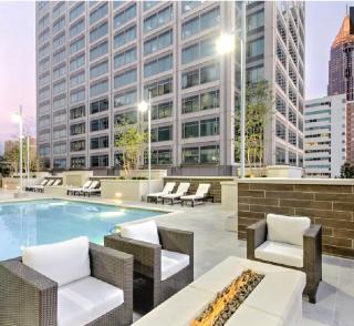 Serenity In The City 1104 - 3