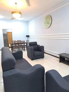 Double-story House in Kuala Lumpur - 3