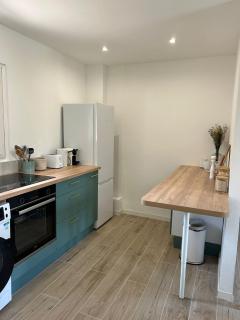 Charmant appartement calme et élégant à 5 min des plages - Tolone - 9
